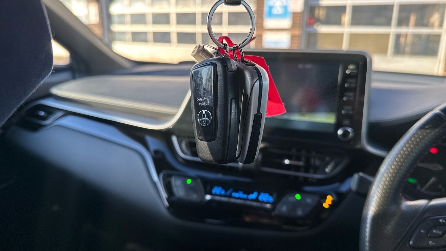 Used Toyota C-HR 2021 for sale - 76860156: Photo 37