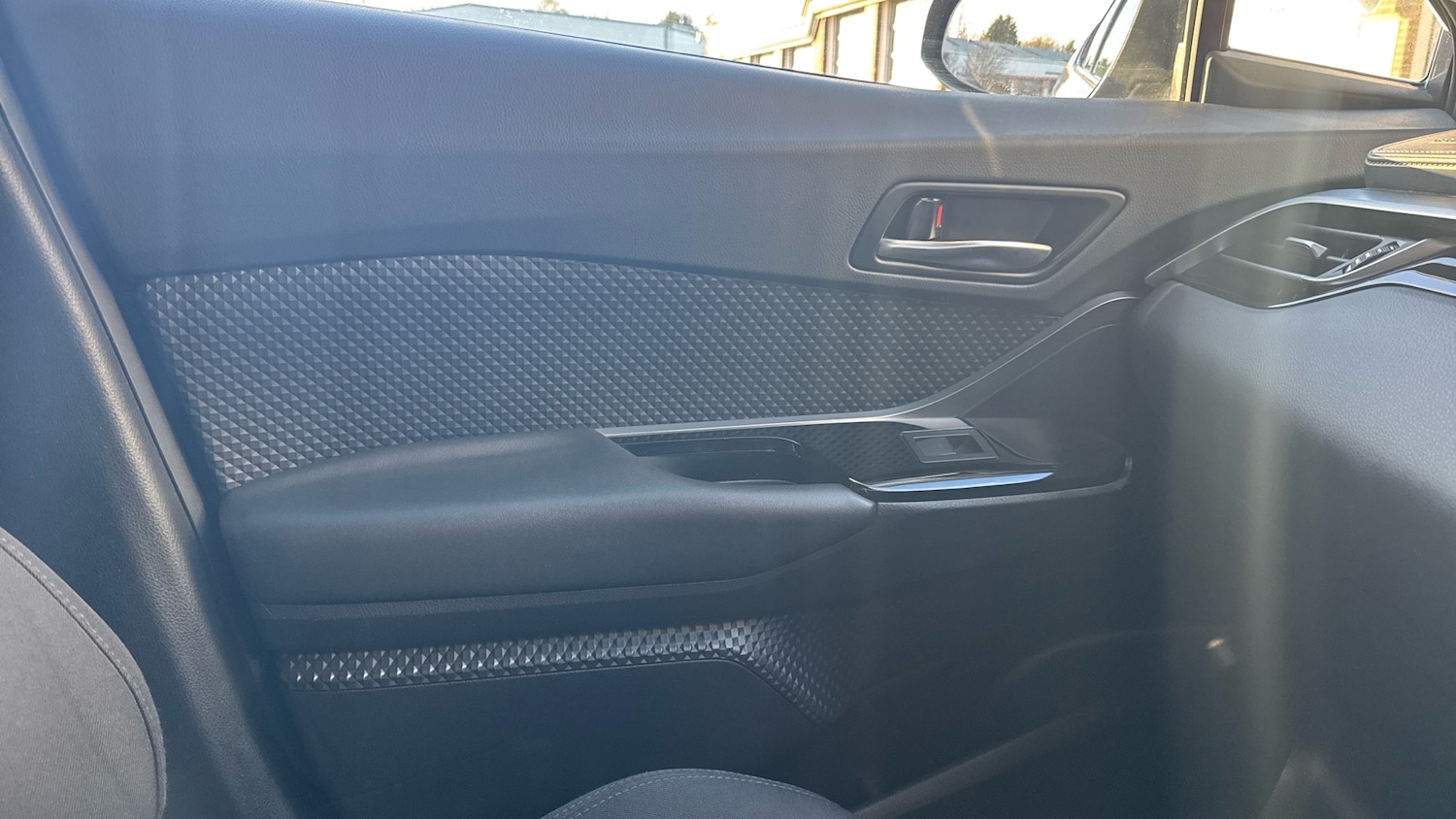 Used Toyota C-HR 2021 for sale - 76860156: Photo 39