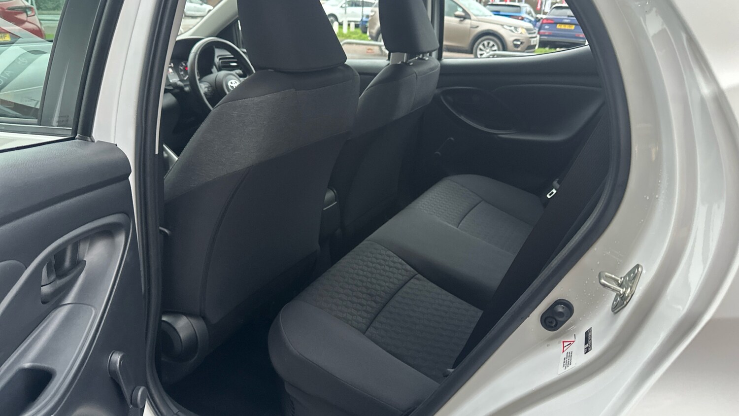 Used Toyota Yaris 2022 for sale - 78025932: Photo 13