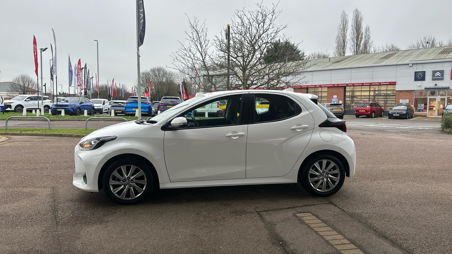 Used Toyota Yaris 2022 for sale - 78025932: Photo 17