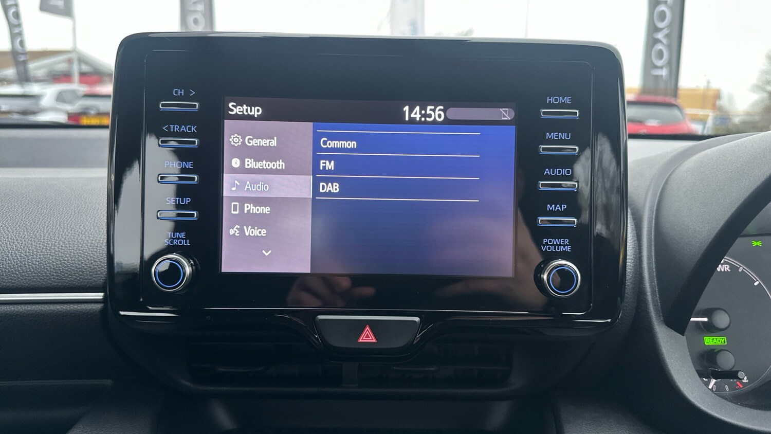 Used Toyota Yaris 2022 for sale - 78025932: Photo 32