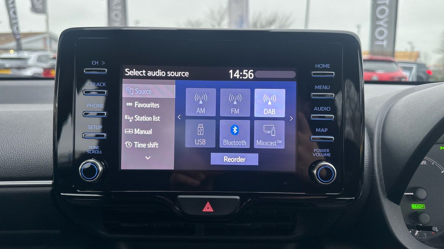 Used Toyota Yaris 2022 for sale - 78025932: Photo 37