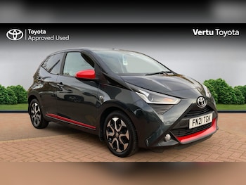 2021 (21) - 1.0 VVT-i X-Trend TSS 5dr x-shift Petrol Hatchback