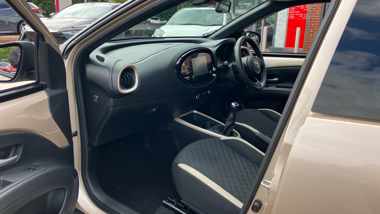 Used Toyota Aygo X 2023 for sale - 76415654: Photo 10