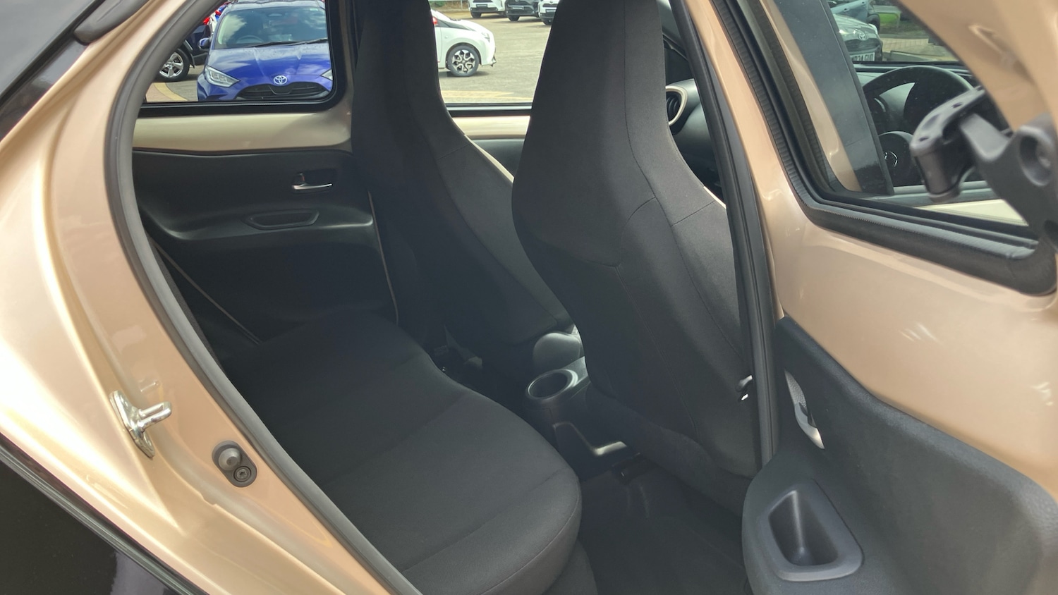 Used Toyota Aygo X 2023 for sale - 76415654: Photo 12