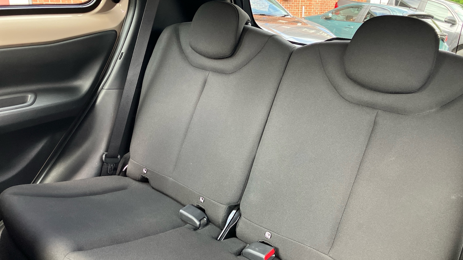 Used Toyota Aygo X 2023 for sale - 76415654: Photo 21