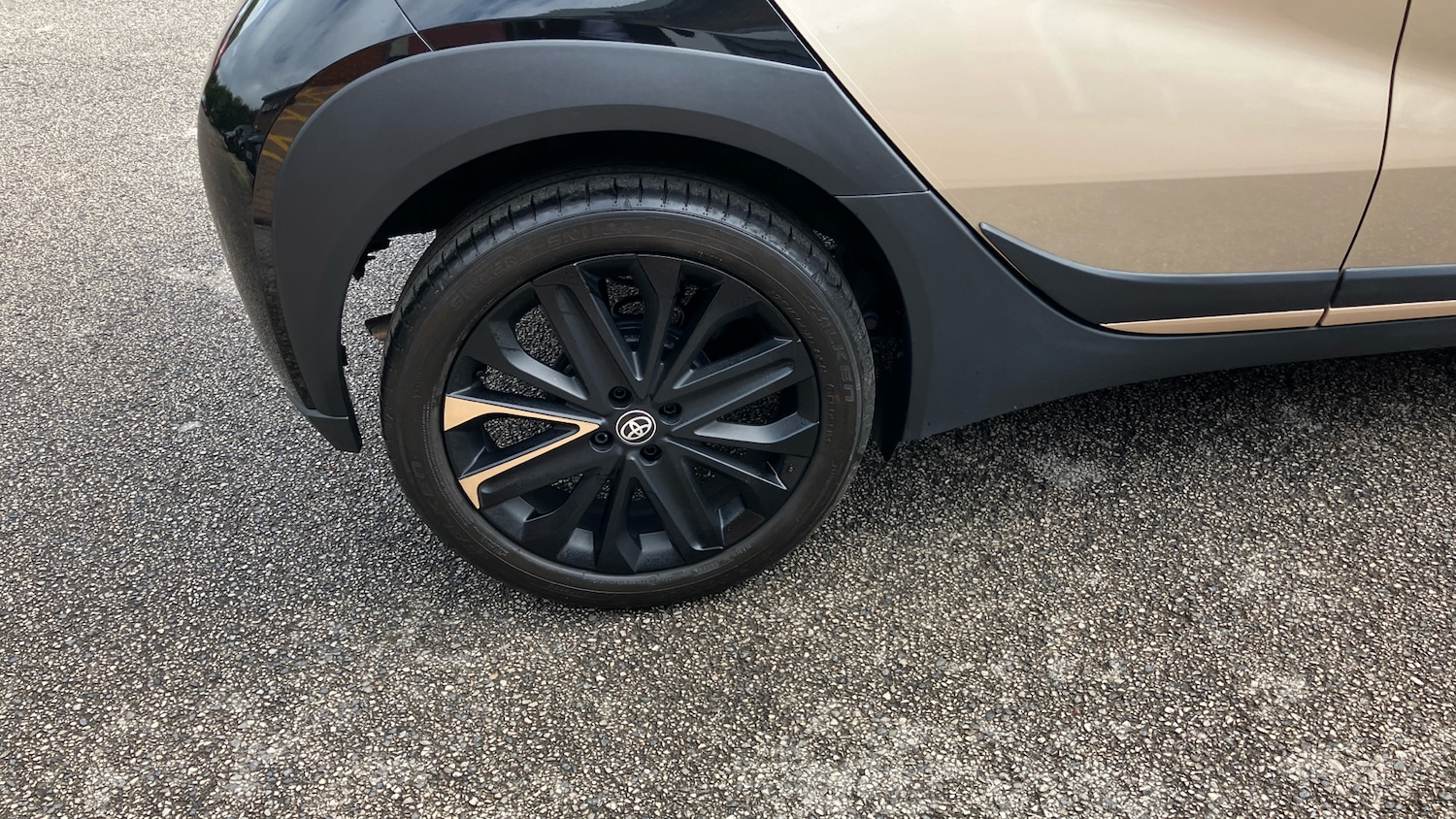 Used Toyota Aygo X 2023 for sale - 76415654: Photo 35