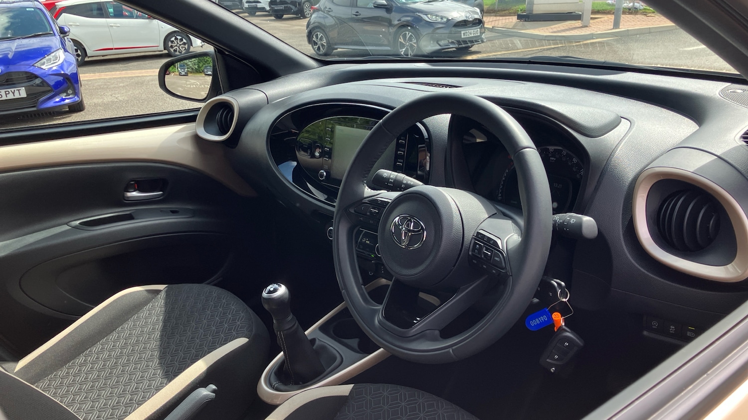 Used Toyota Aygo X 2023 for sale - 76415654: Photo 40