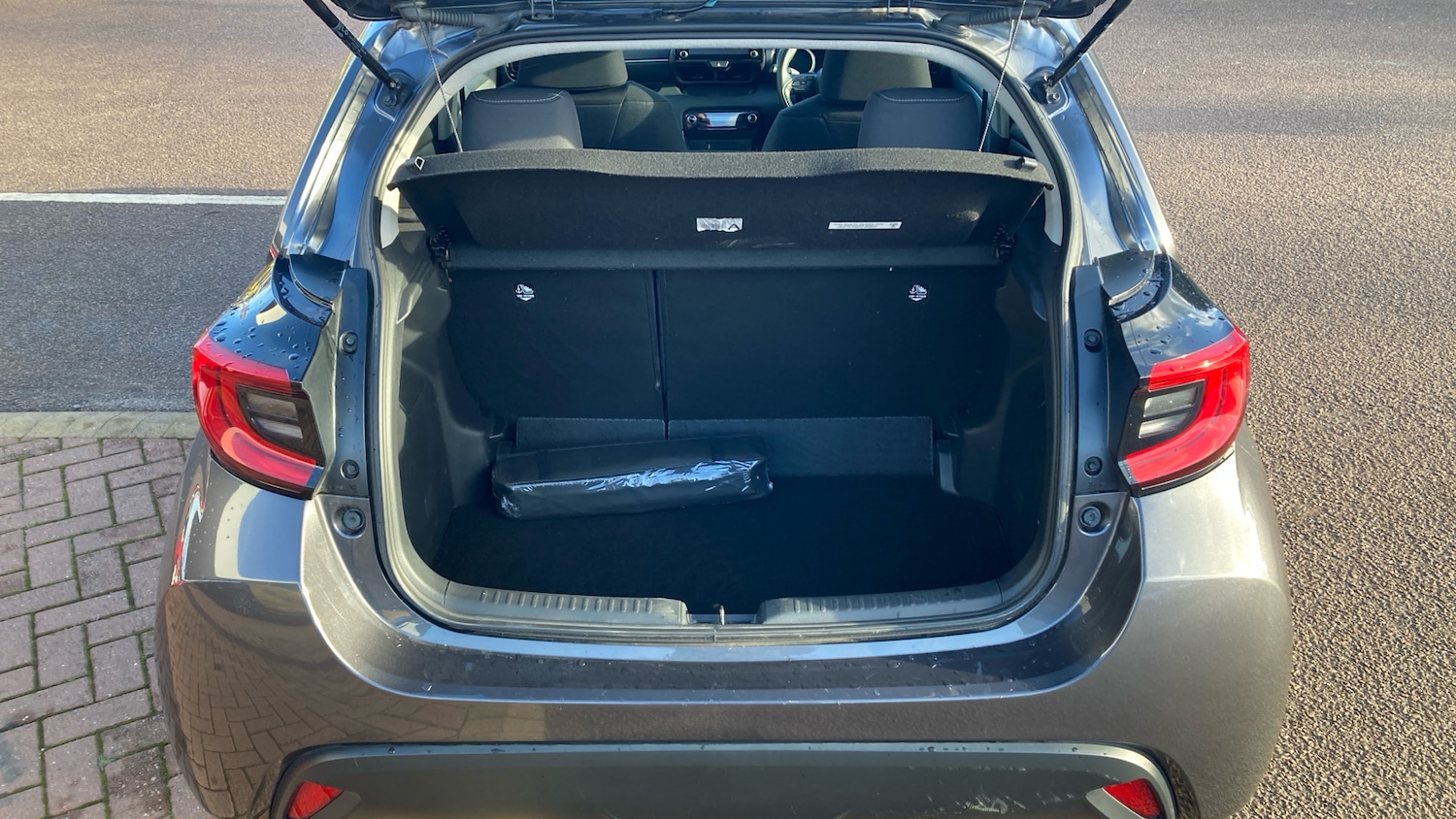 Used Toyota Yaris 2020 for sale - 77118433: Photo 14