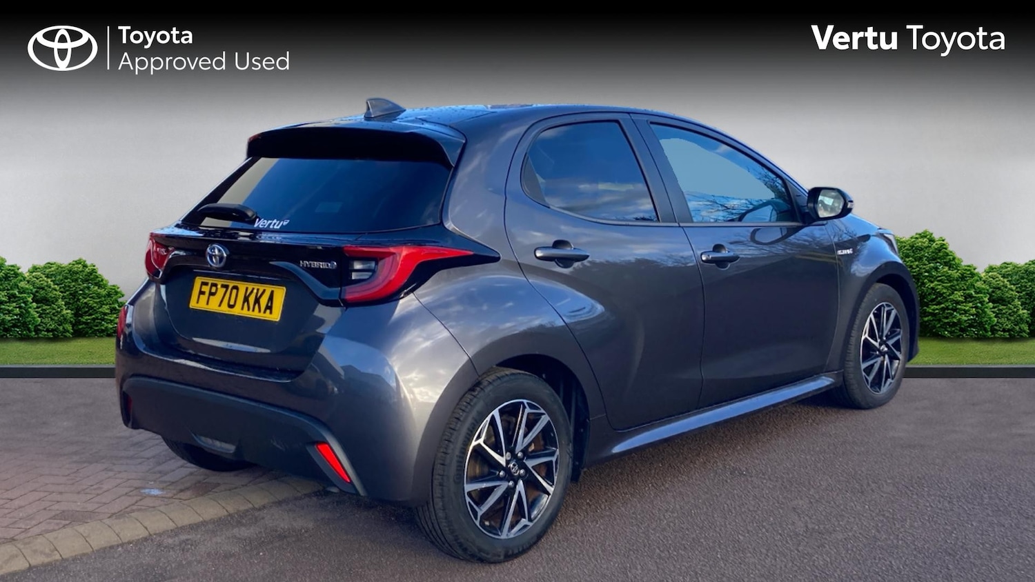 Used Toyota Yaris 2020 for sale - 77118433: Photo 2