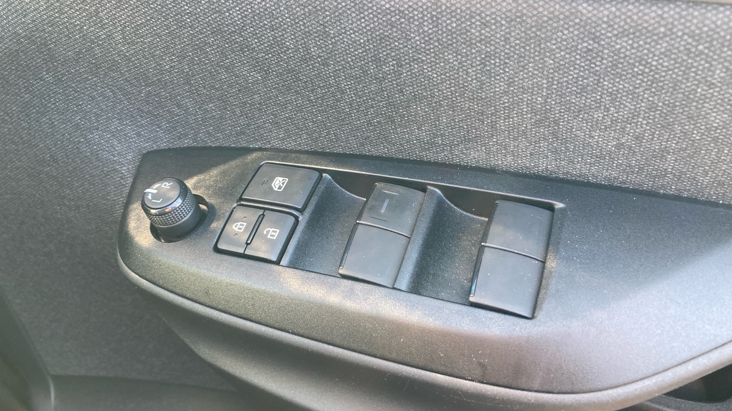 Used Toyota Yaris 2020 for sale - 77118433: Photo 30