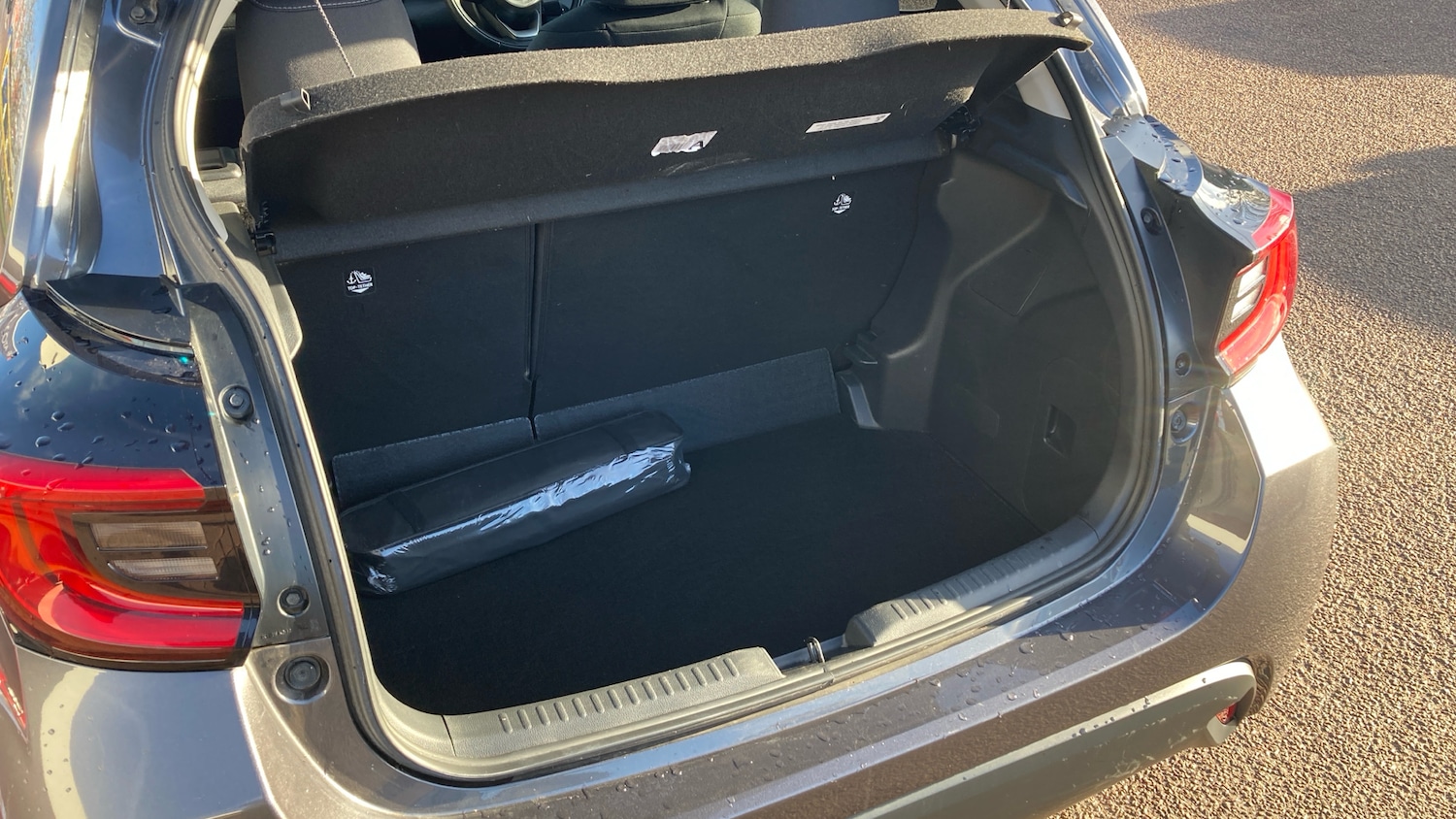 Used Toyota Yaris 2020 for sale - 77118433: Photo 40