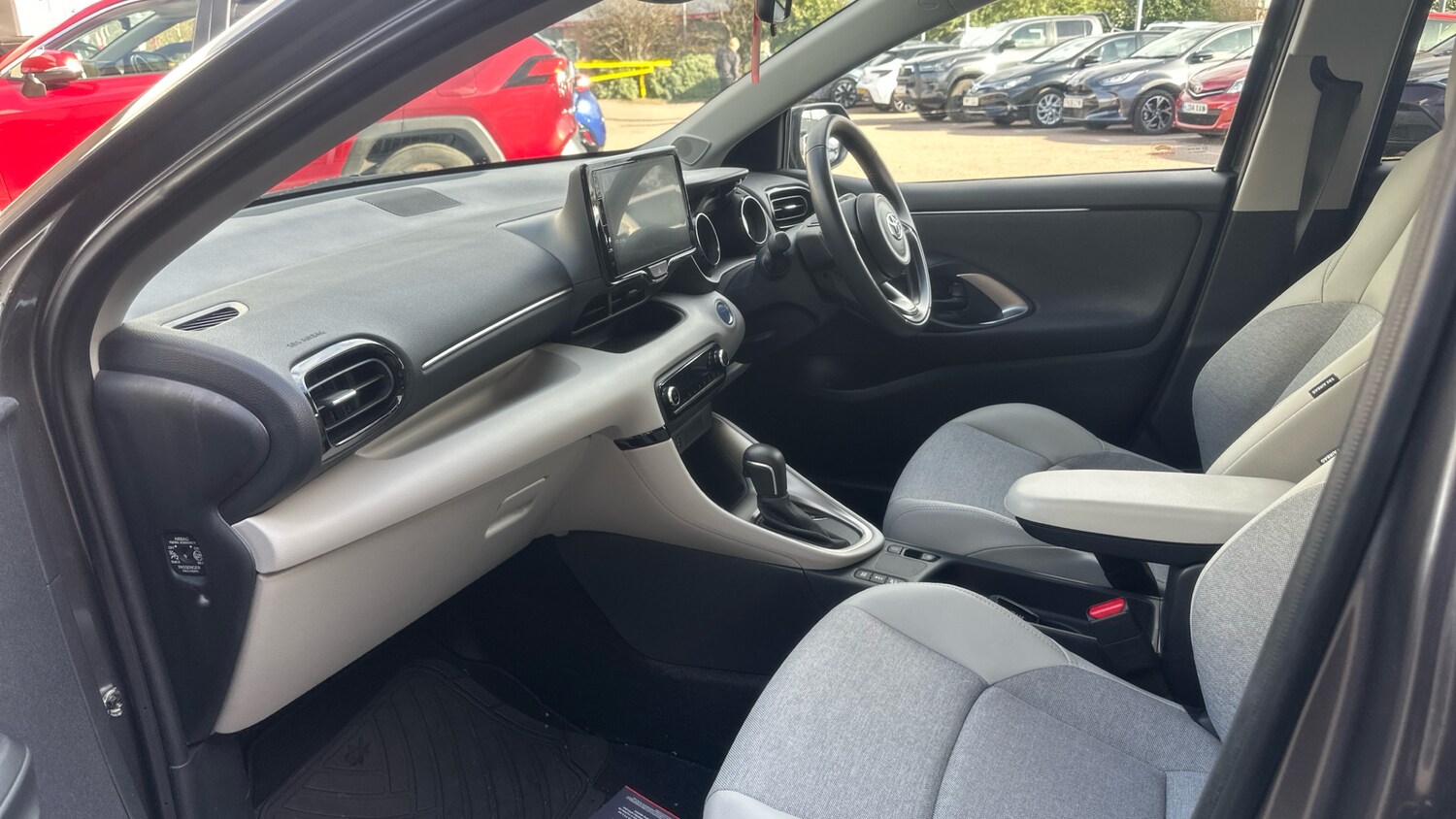 Used Toyota Yaris 2023 for sale - 77921191: Photo 10