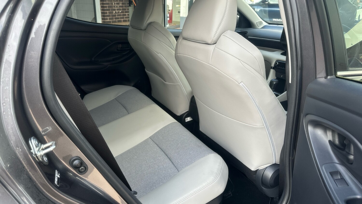 Used Toyota Yaris 2023 for sale - 77921191: Photo 12