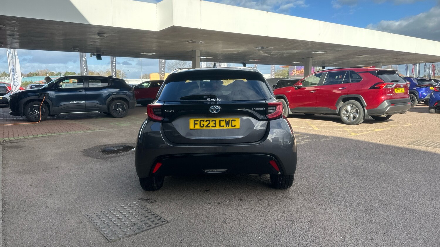 Used Toyota Yaris 2023 for sale - 77921191: Photo 19