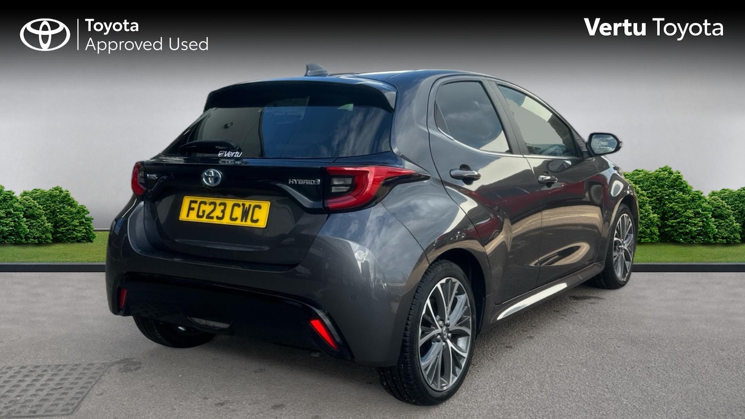 Used Toyota Yaris 2023 for sale - 77921191: Photo 2