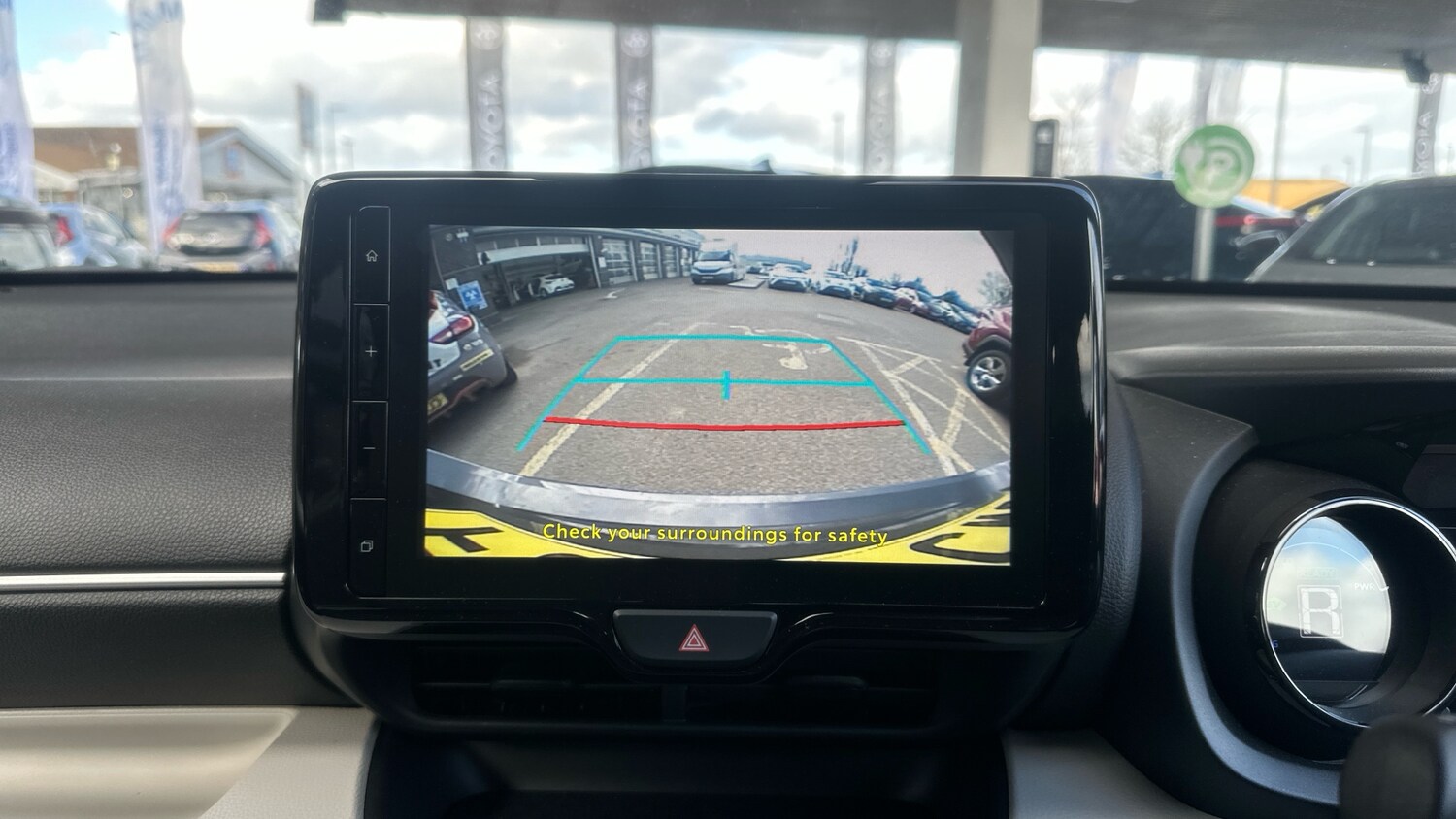 Used Toyota Yaris 2023 for sale - 77921191: Photo 38