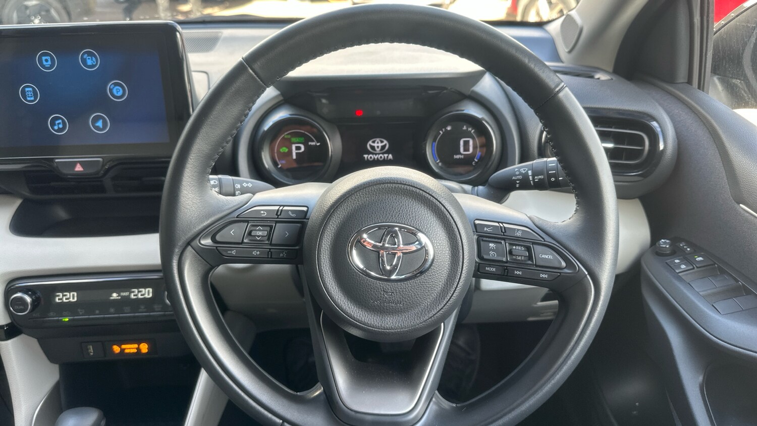 Used Toyota Yaris 2023 for sale - 77921191: Photo 6
