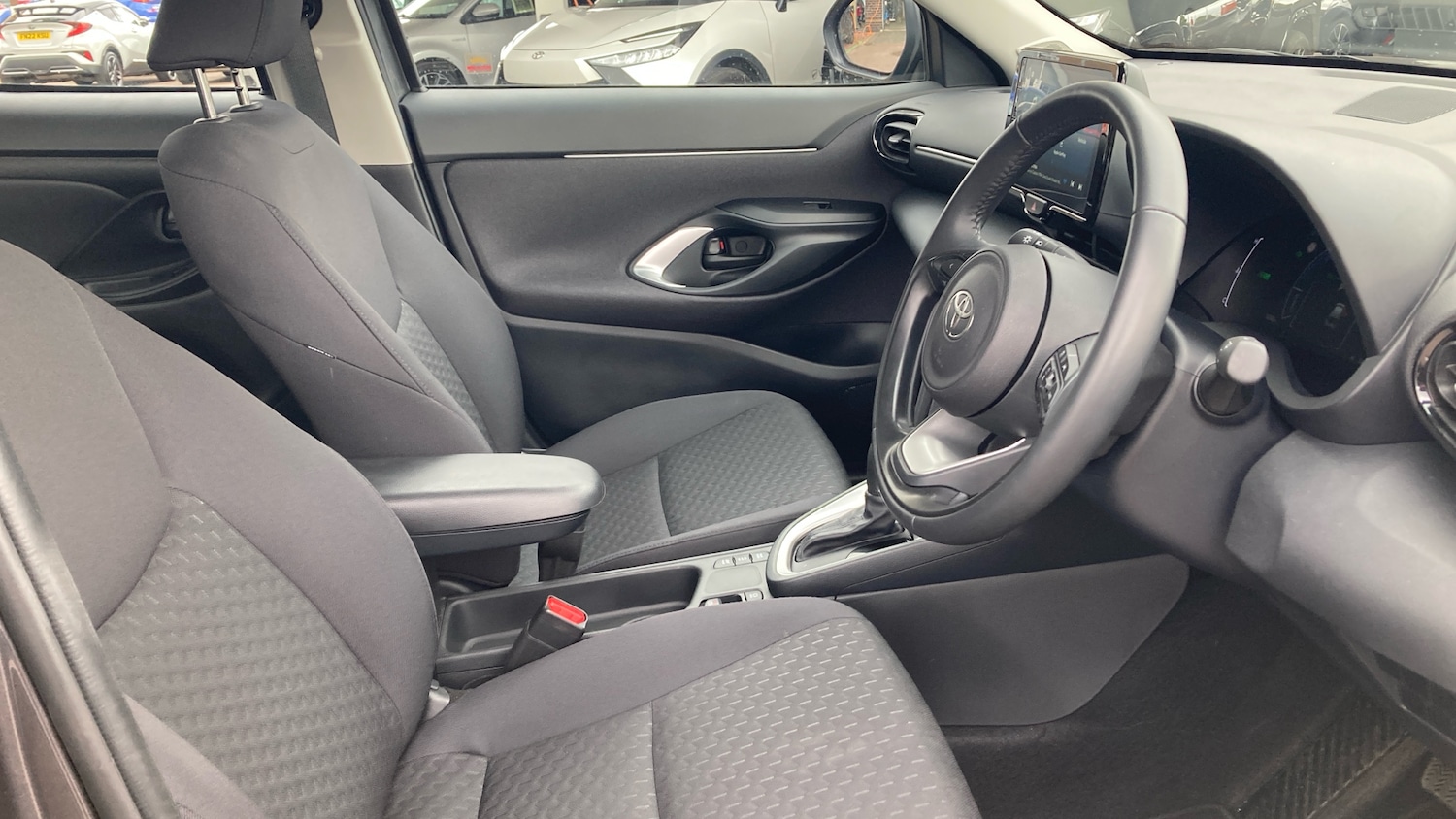 Used Toyota Yaris Cross 2025 for sale - 75975116: Photo 11