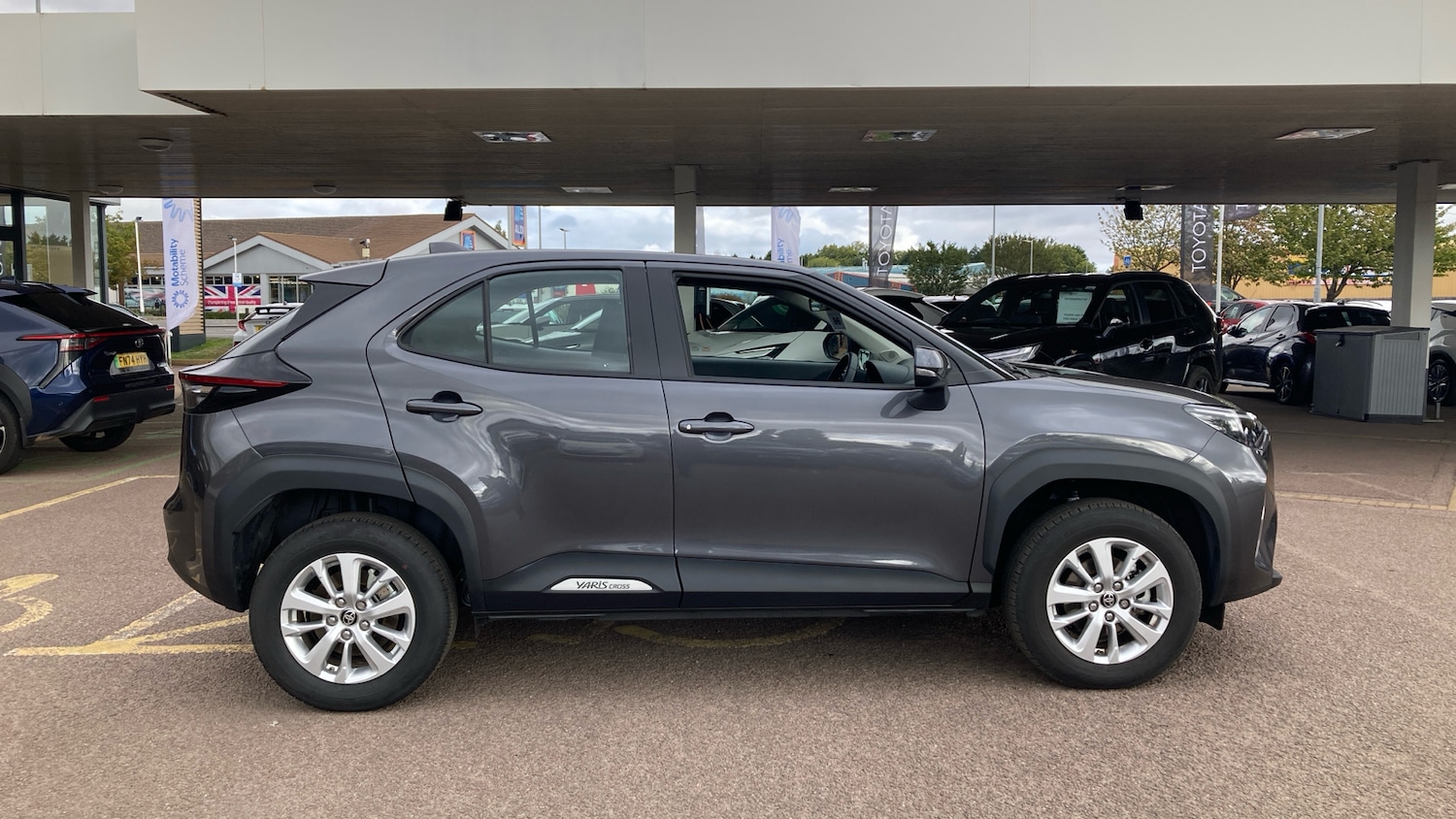 Used Toyota Yaris Cross 2025 for sale - 75975116: Photo 16
