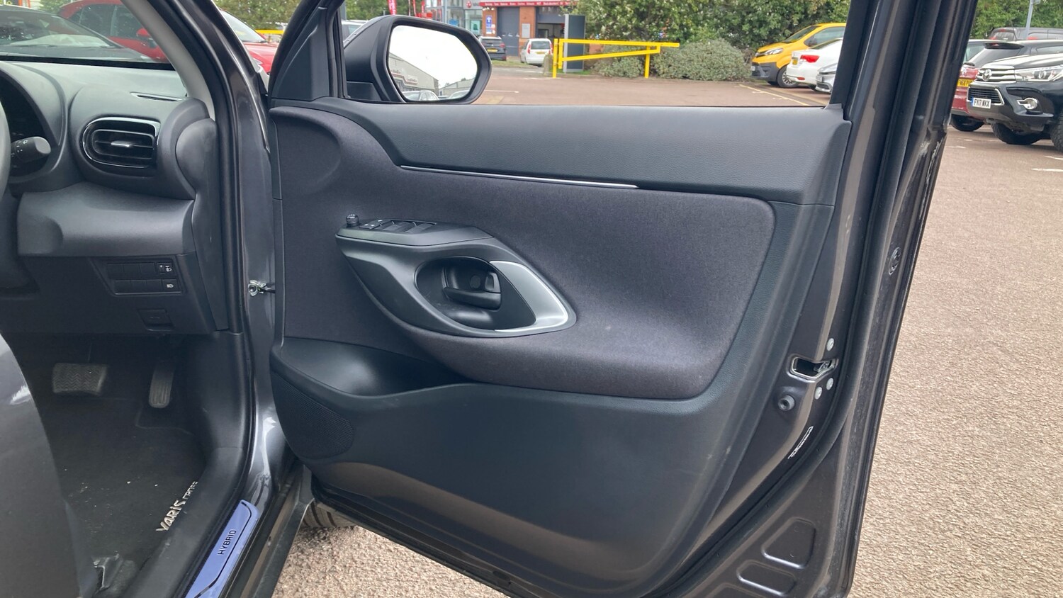 Used Toyota Yaris Cross 2025 for sale - 75975116: Photo 41