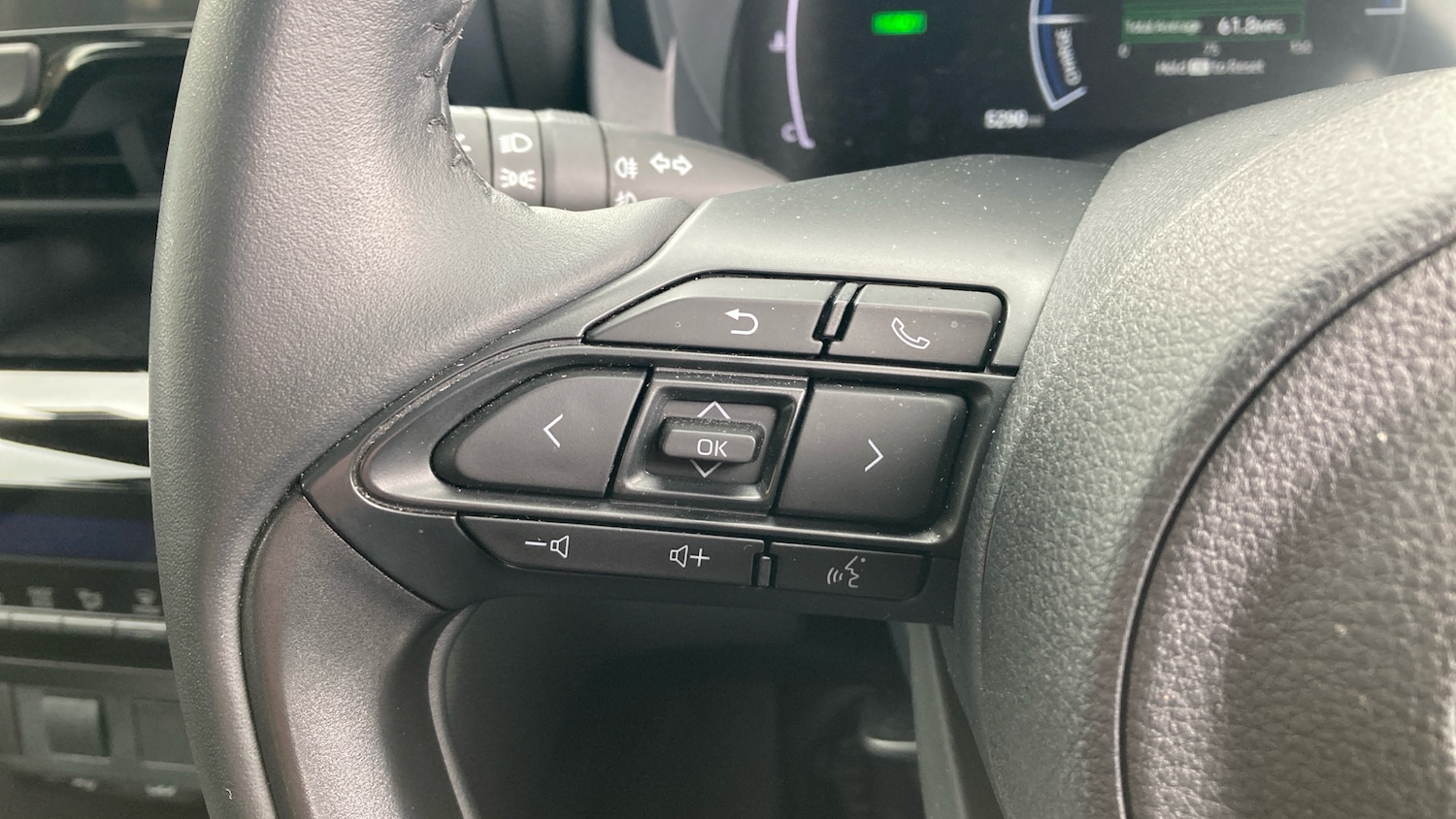 Used Toyota Yaris Cross 2025 for sale - 75975116: Photo 46