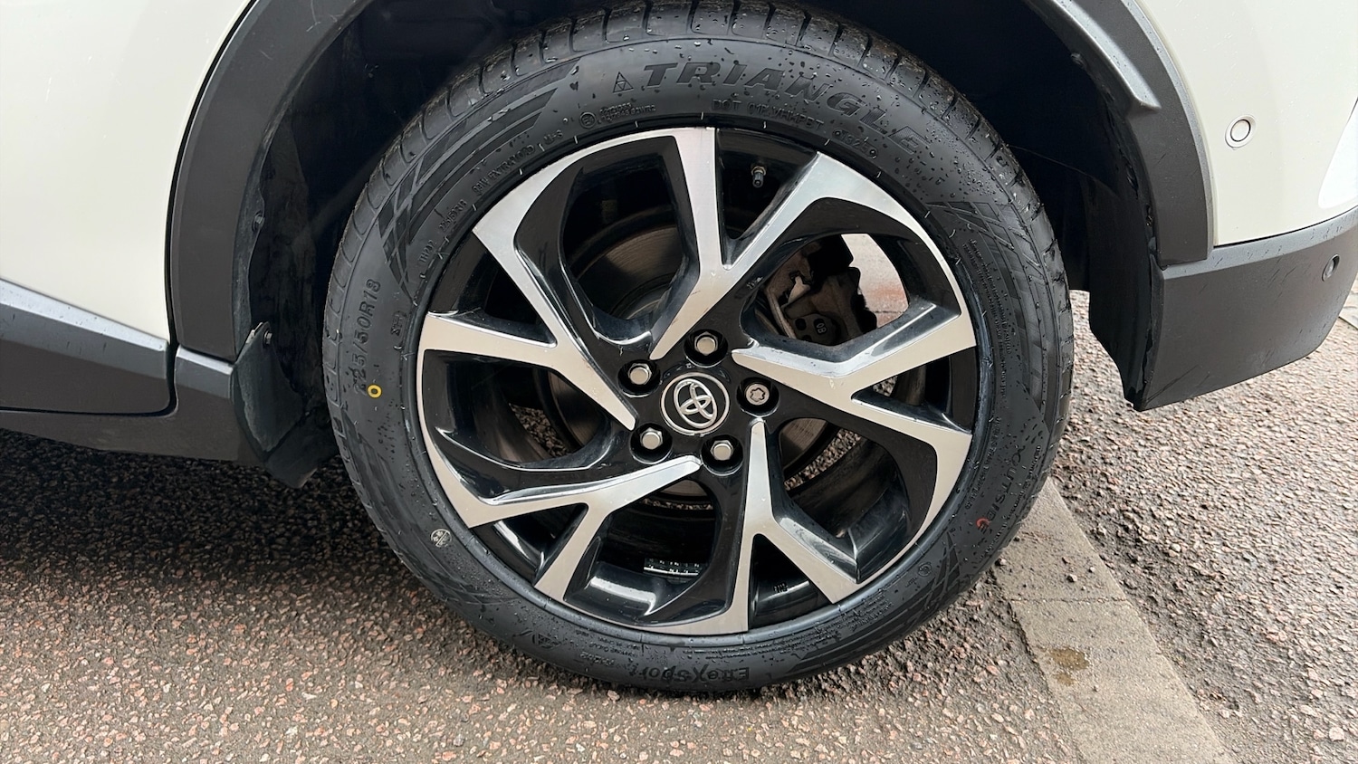 Used Toyota C-HR 2019 for sale - 77385038: Photo 36