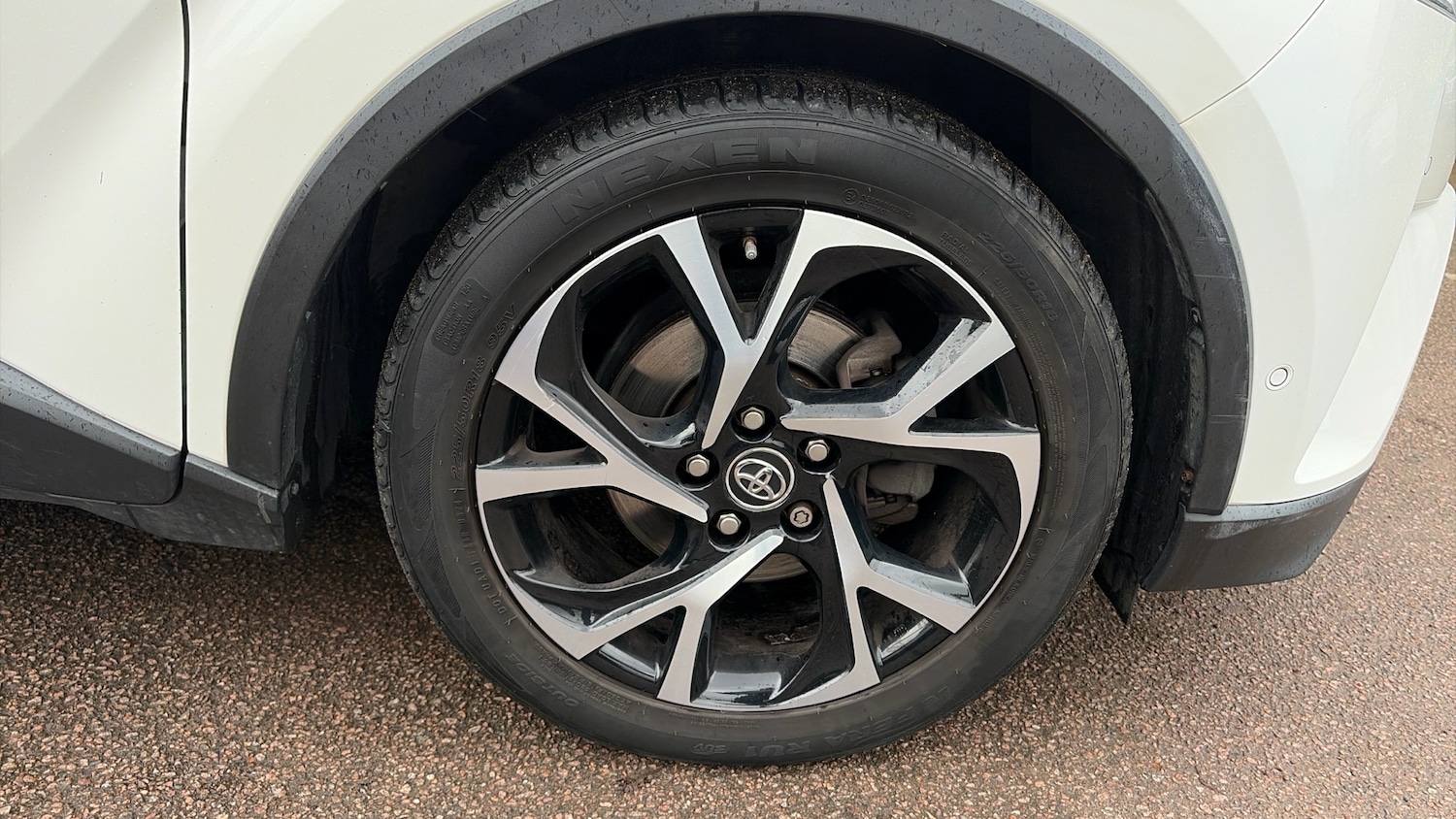 Used Toyota C-HR 2019 for sale - 77385038: Photo 38