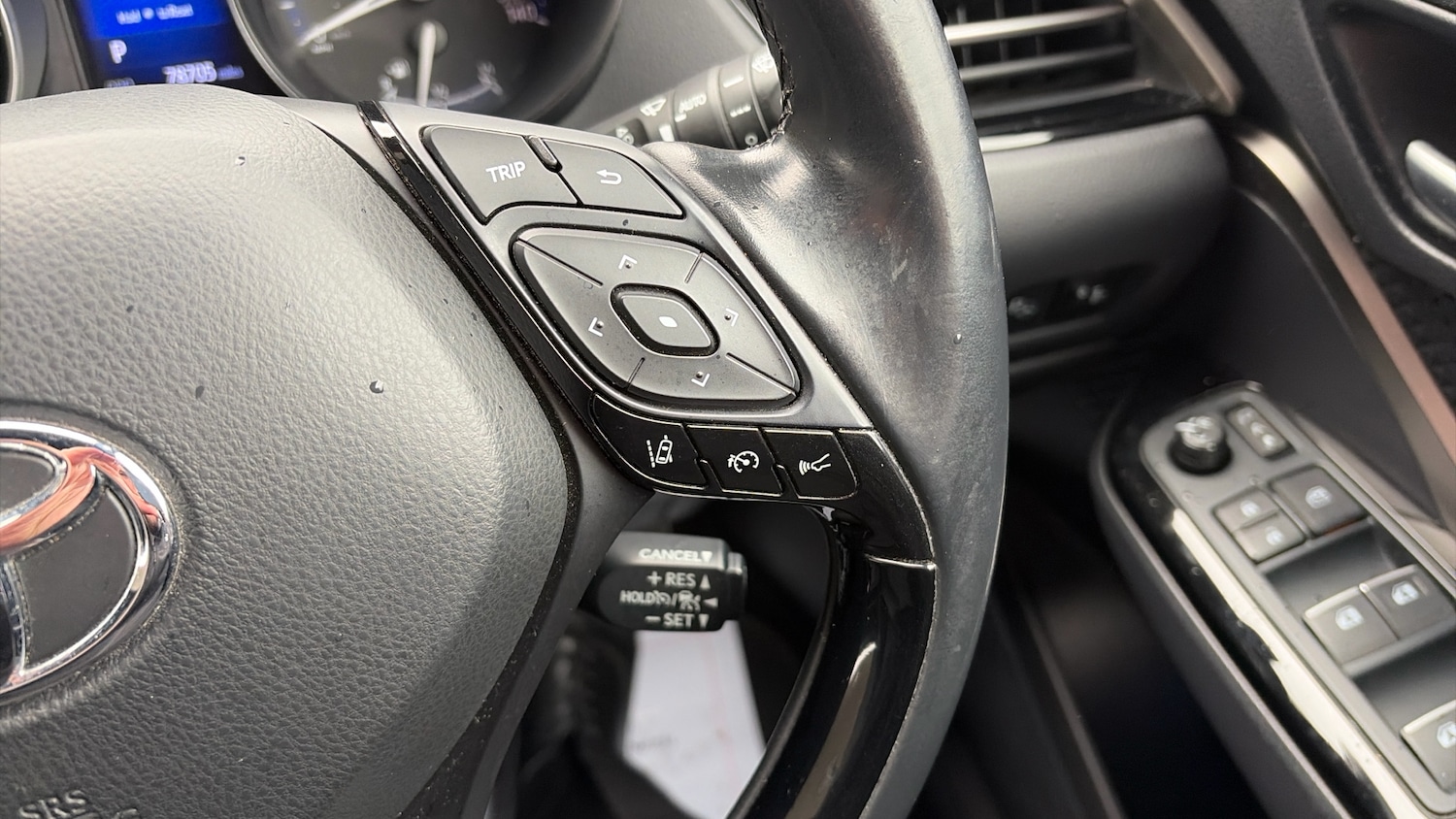 Used Toyota C-HR 2019 for sale - 77385038: Photo 47