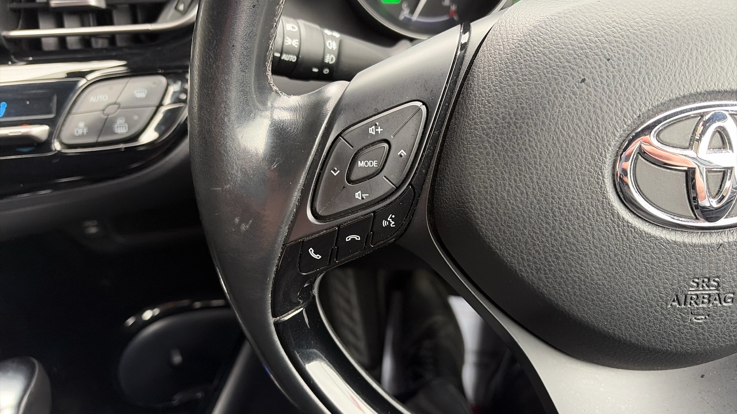 Used Toyota C-HR 2019 for sale - 77385038: Photo 48