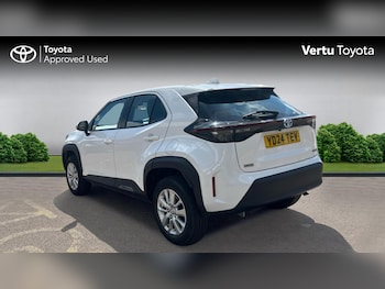 Used Toyota Yaris Cross 2024 for sale - 78739420: Photo
