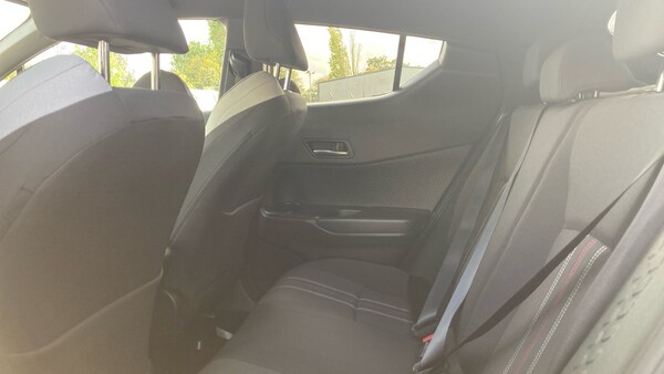 Used Toyota C-HR 2023 for sale - 76170609: Photo 13