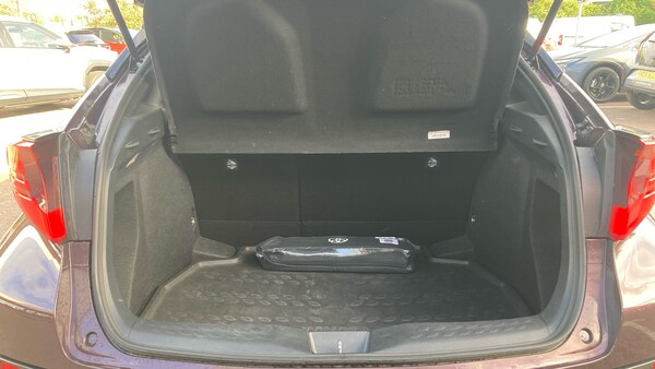 Used Toyota C-HR 2023 for sale - 76170609: Photo 14