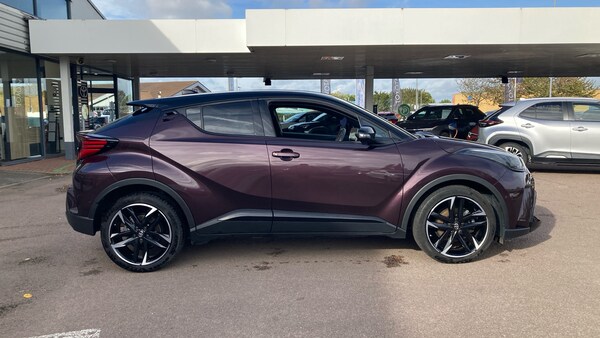 Used Toyota C-HR 2023 for sale - 76170609: Photo 16