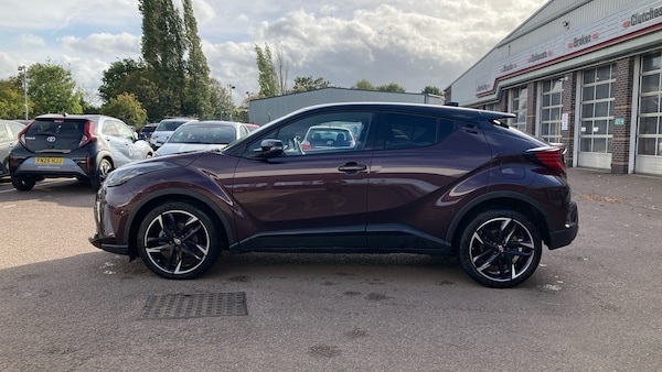 Used Toyota C-HR 2023 for sale - 76170609: Photo 17