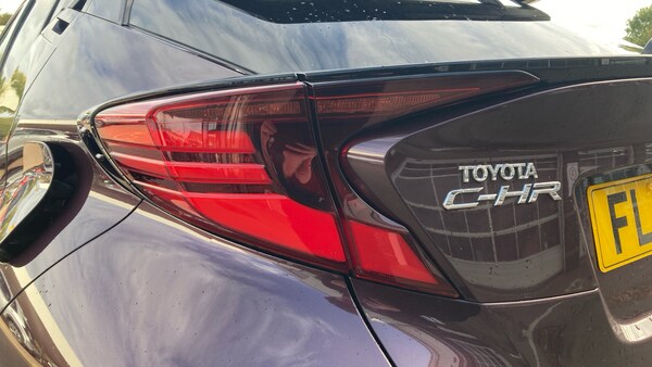 Used Toyota C-HR 2023 for sale - 76170609: Photo 24