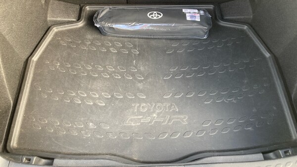 Used Toyota C-HR 2023 for sale - 76170609: Photo 31