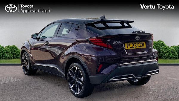 Used Toyota C-HR 2023 for sale - 76170609: Photo 4
