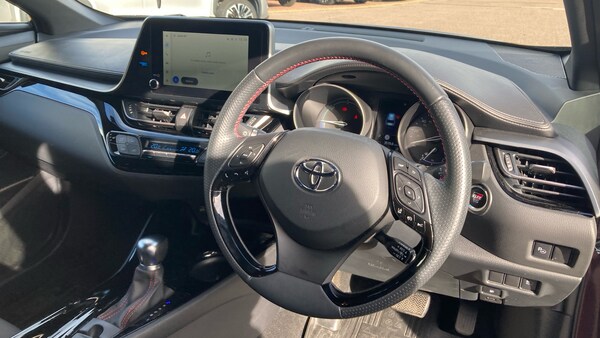 Used Toyota C-HR 2023 for sale - 76170609: Photo 6