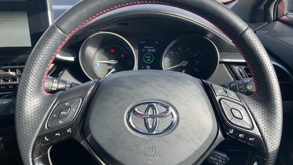 Used Toyota C-HR 2023 for sale - 76170609: Photo 8