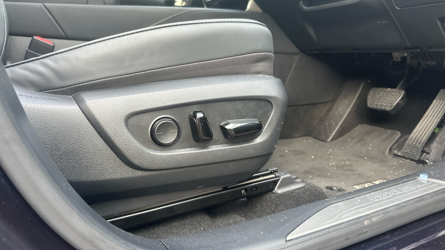 Used Lexus RX 2023 for sale - 77184775: Photo 22