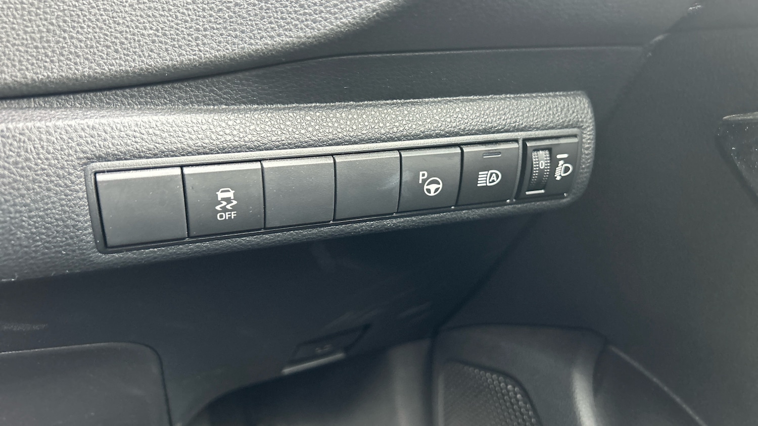 Used Toyota Corolla 2019 for sale - 76461704: Photo 37