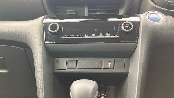 Used Toyota Yaris Cross 2023 for sale - 76170610: Photo 37