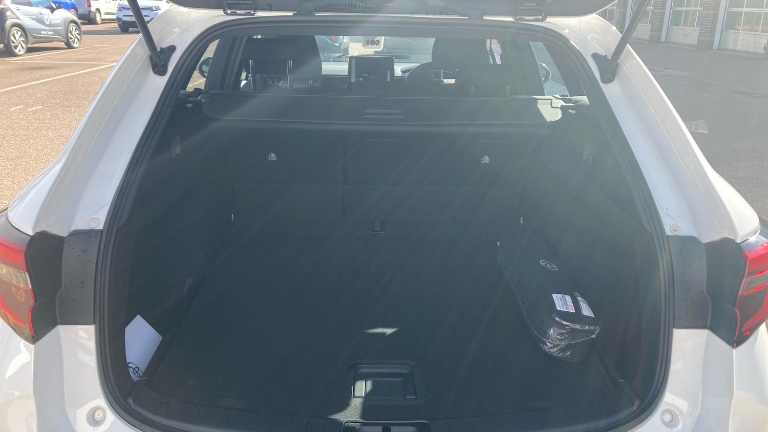 Used Toyota Corolla 2024 for sale - 76010959: Photo 14