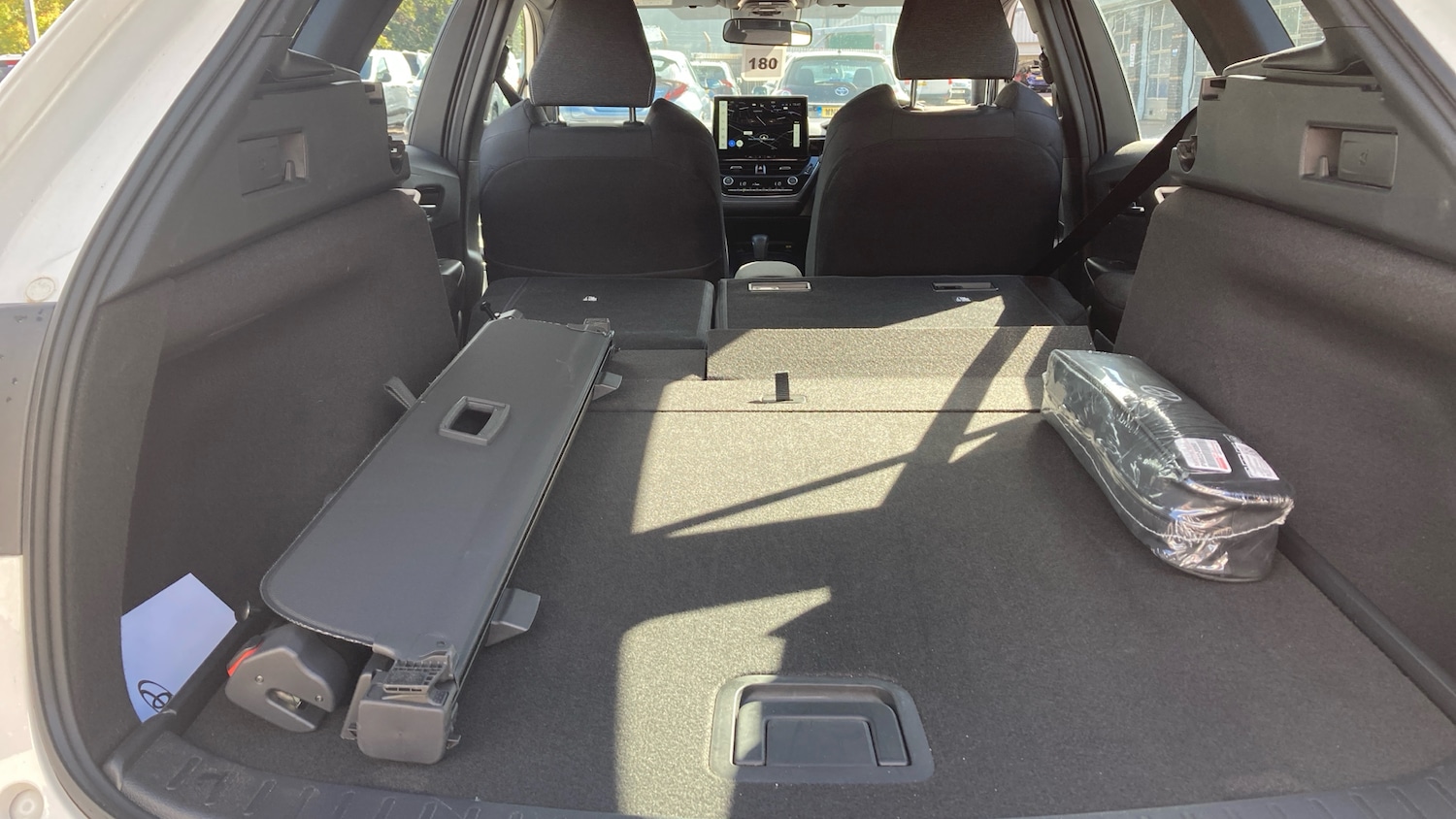 Used Toyota Corolla 2024 for sale - 76010959: Photo 41