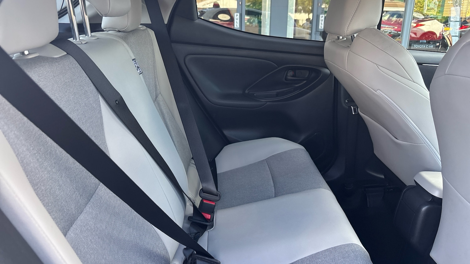 Used Toyota Yaris 2023 for sale - 76028070: Photo 12