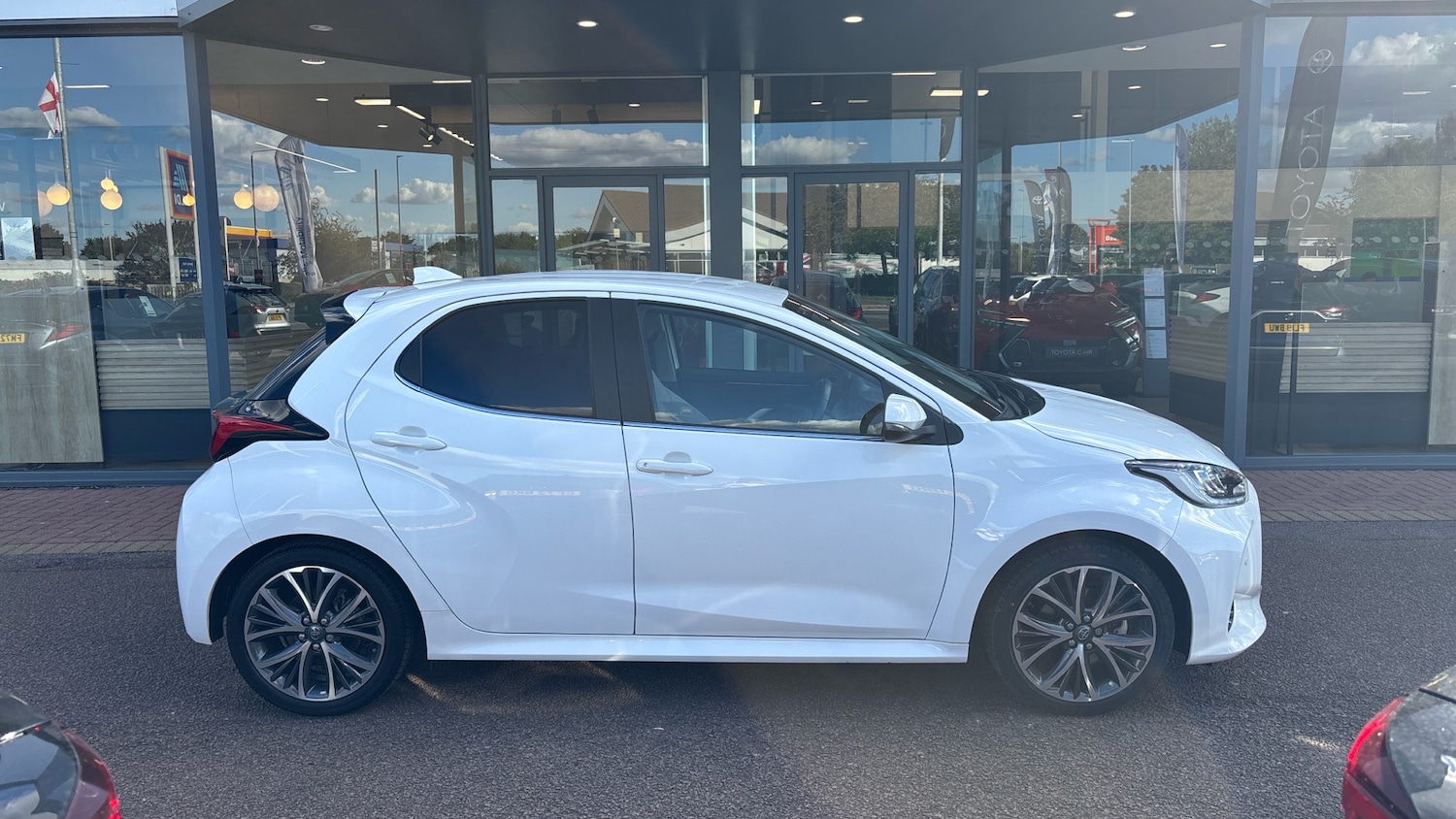 Used Toyota Yaris 2023 for sale - 76028070: Photo 16