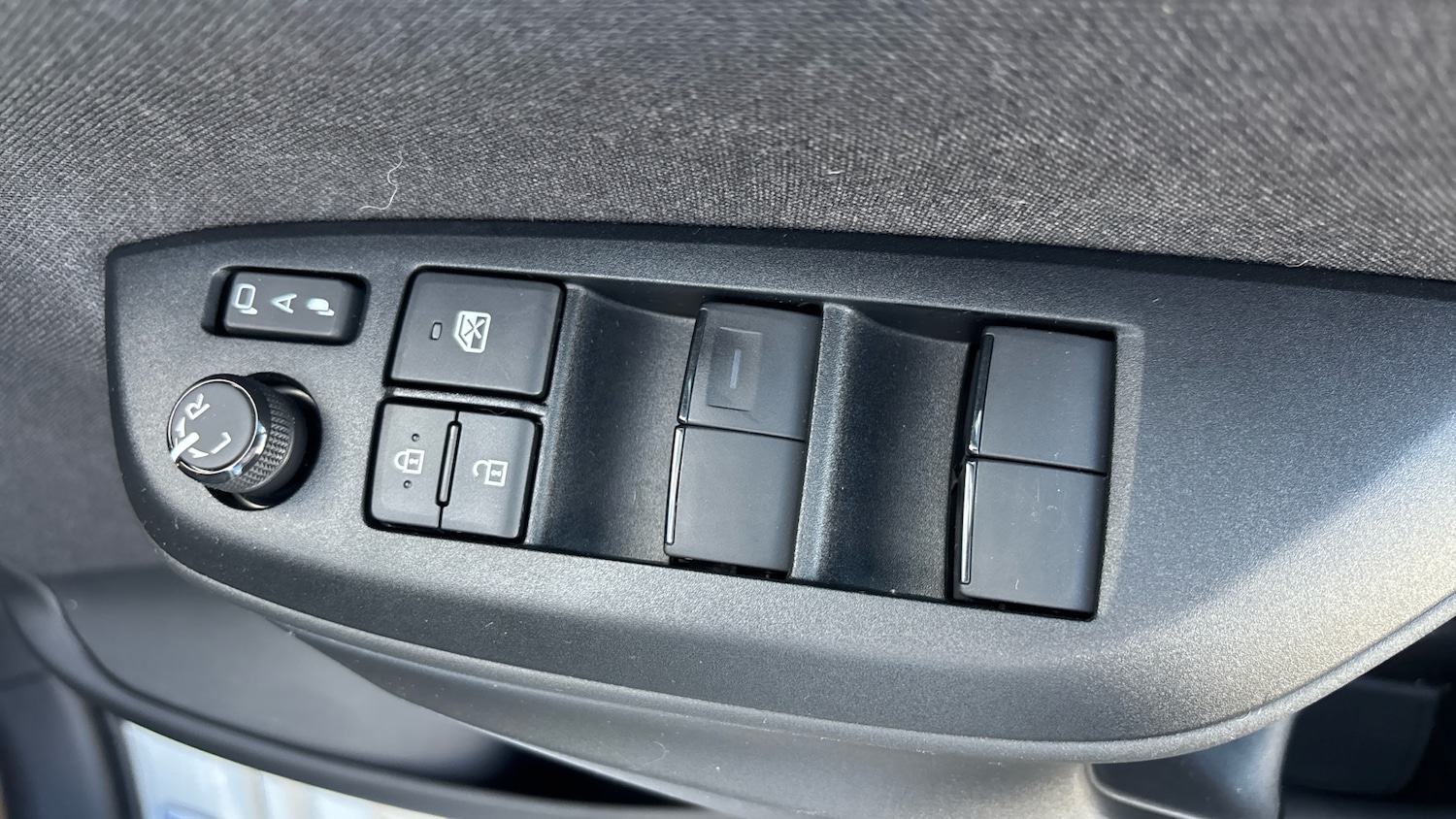 Used Toyota Yaris 2023 for sale - 76028070: Photo 31