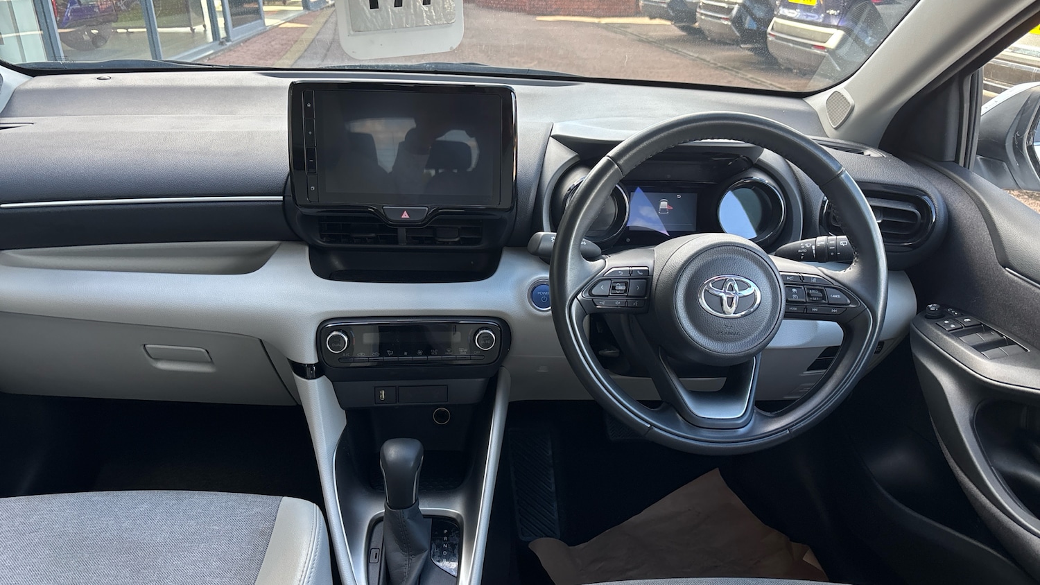 Used Toyota Yaris 2023 for sale - 76028070: Photo 5