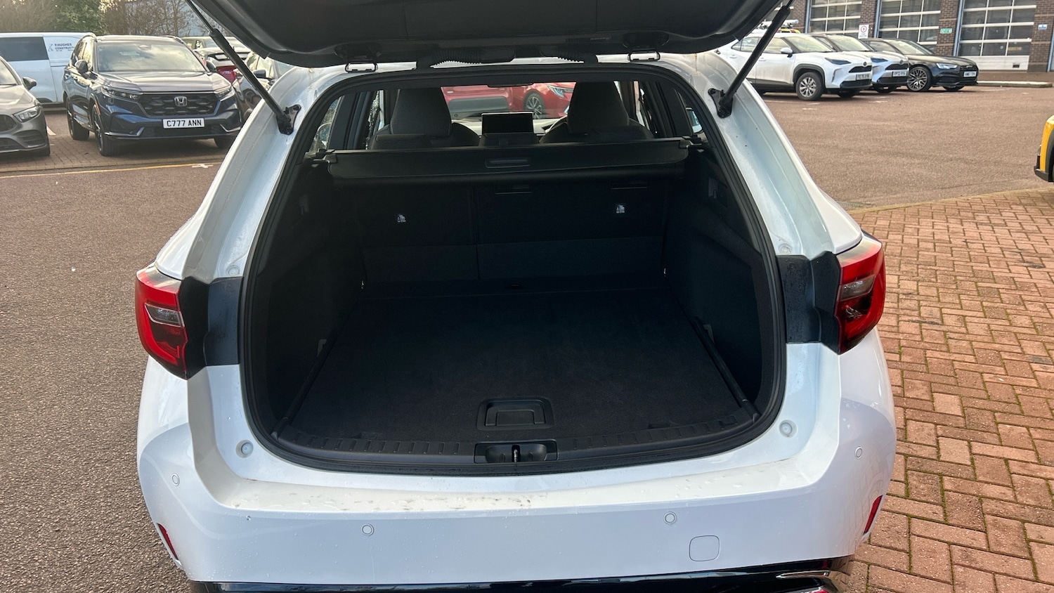 Used Toyota Corolla 2024 for sale - 77189100: Photo 14